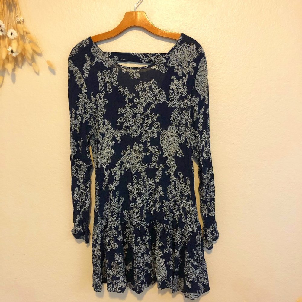 Entro Long Sleeve Paisley Dress